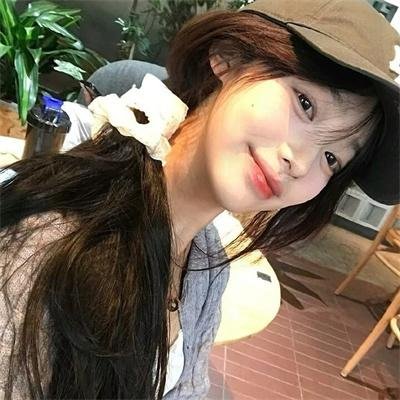 在窗边